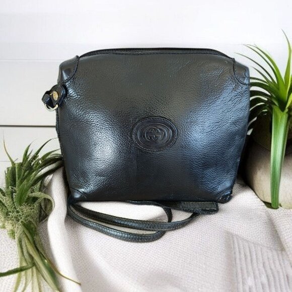 Vintage GUCCI Interlocking G Bag - Picture 1 of 13